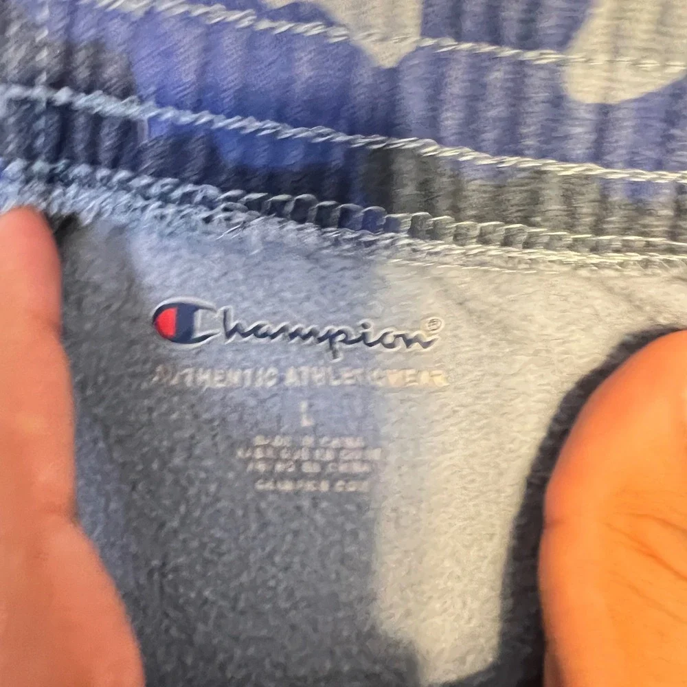 740 | Champion Blue Camouflage Fleece Tapered Jogger Sweatpants Kids Large